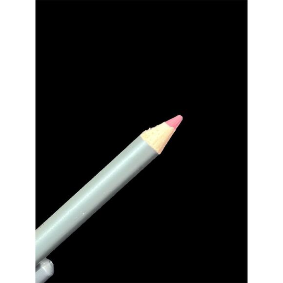 KAB Cosmetics Red Velvet Lip Makeup Set - Lip Liner, Lipstick, Gloss, Sh… - Picture 13 of 16